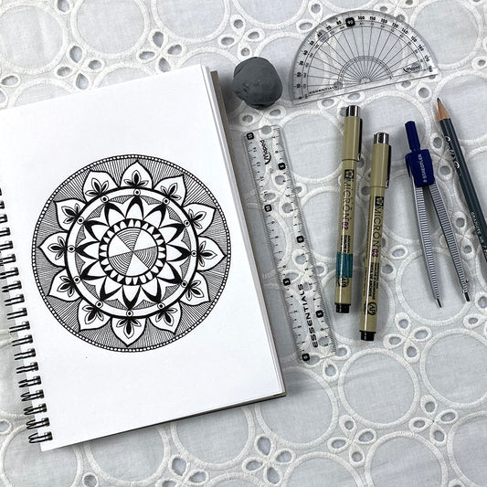 Basic mandala doodling with drawing pens